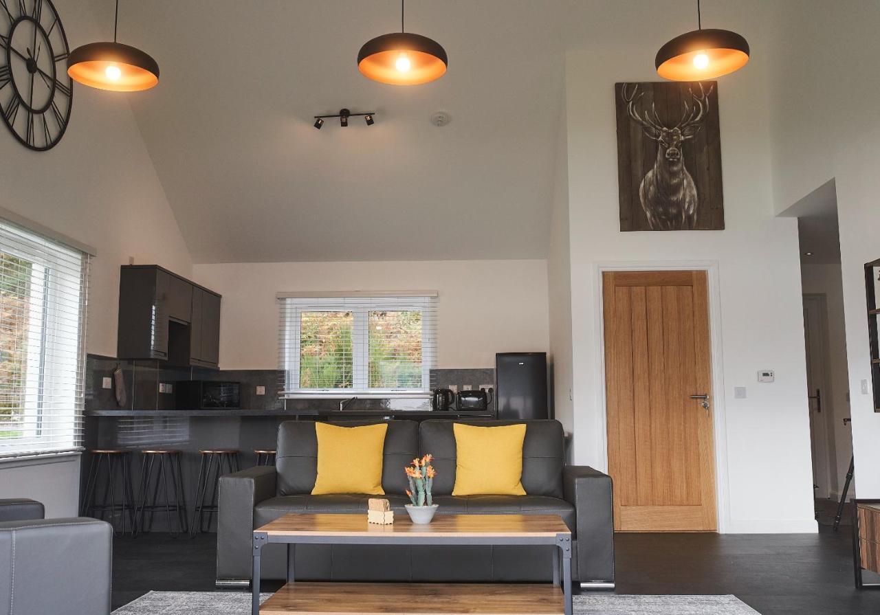 Shoreland Lodges - Cherry Lodge Fort Augustus Esterno foto