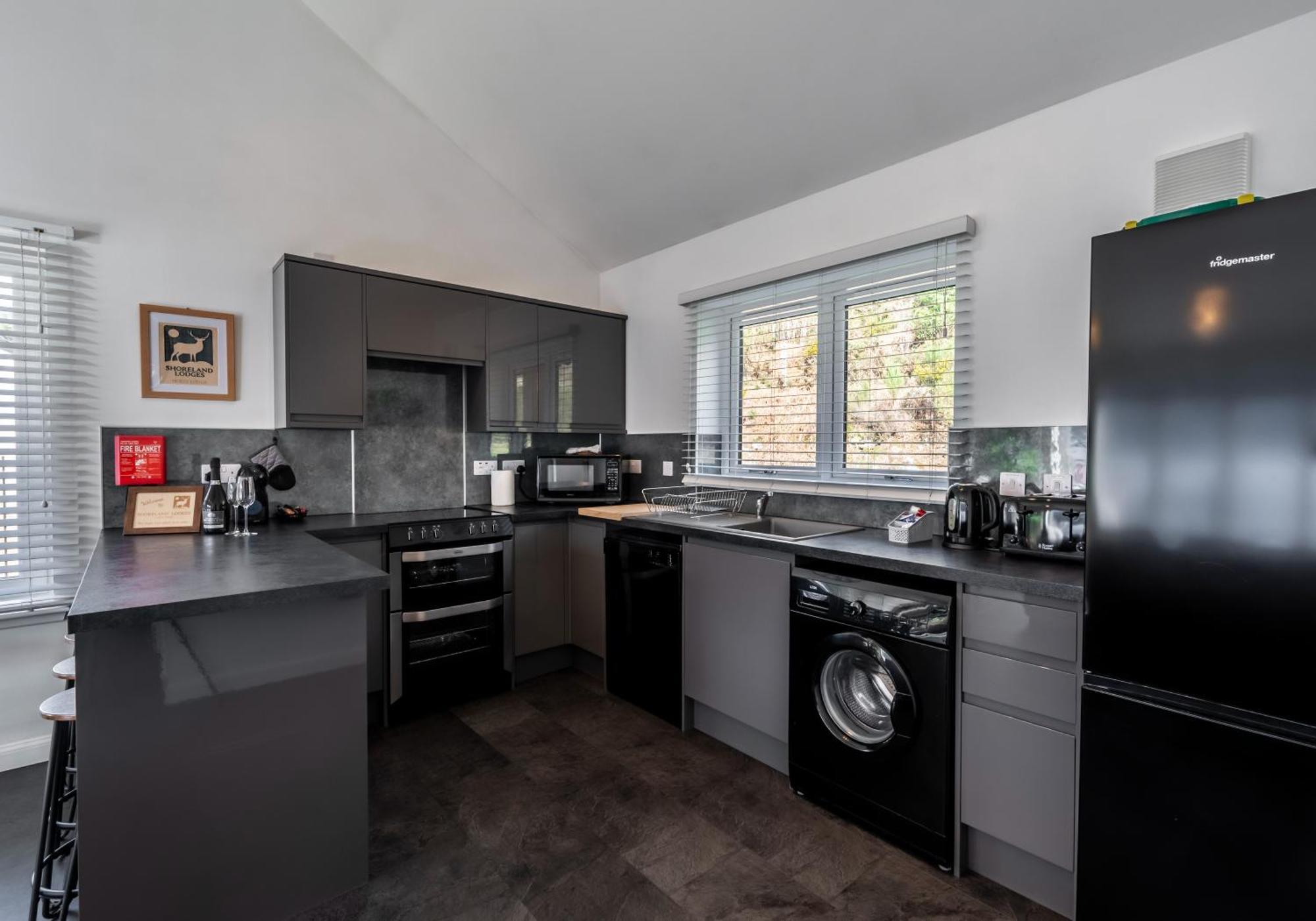 Shoreland Lodges - Cherry Lodge Fort Augustus Esterno foto