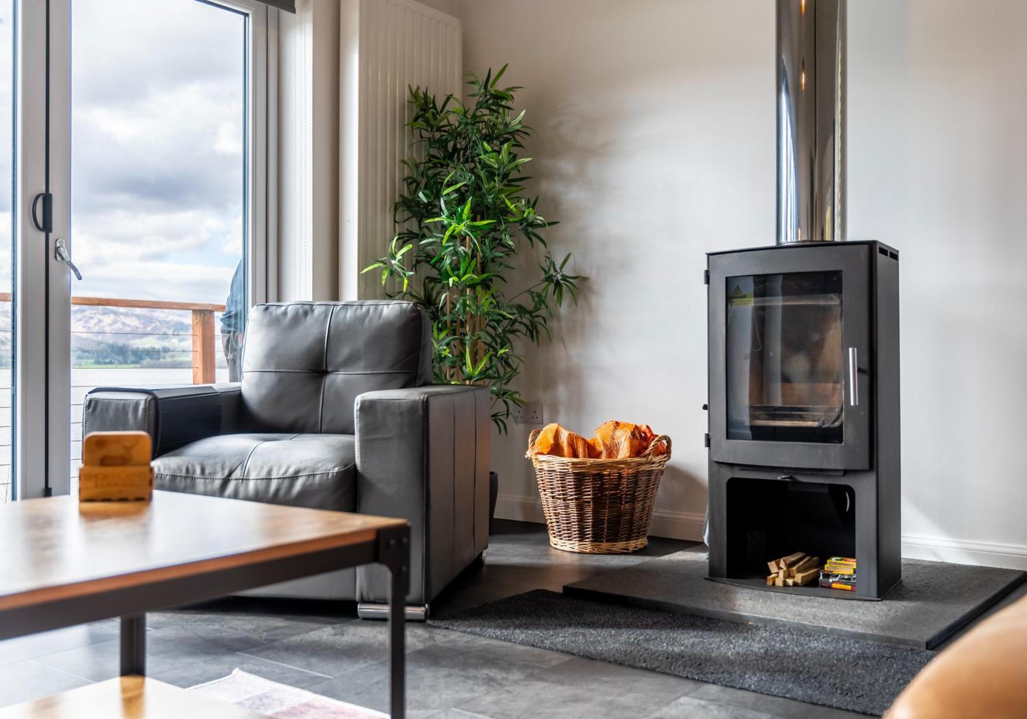 Shoreland Lodges - Cherry Lodge Fort Augustus Esterno foto