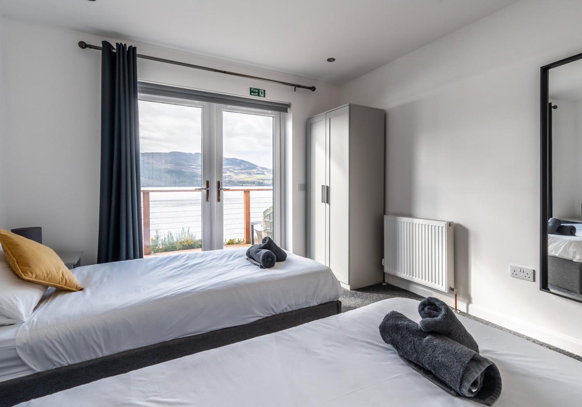 Shoreland Lodges - Cherry Lodge Fort Augustus Esterno foto