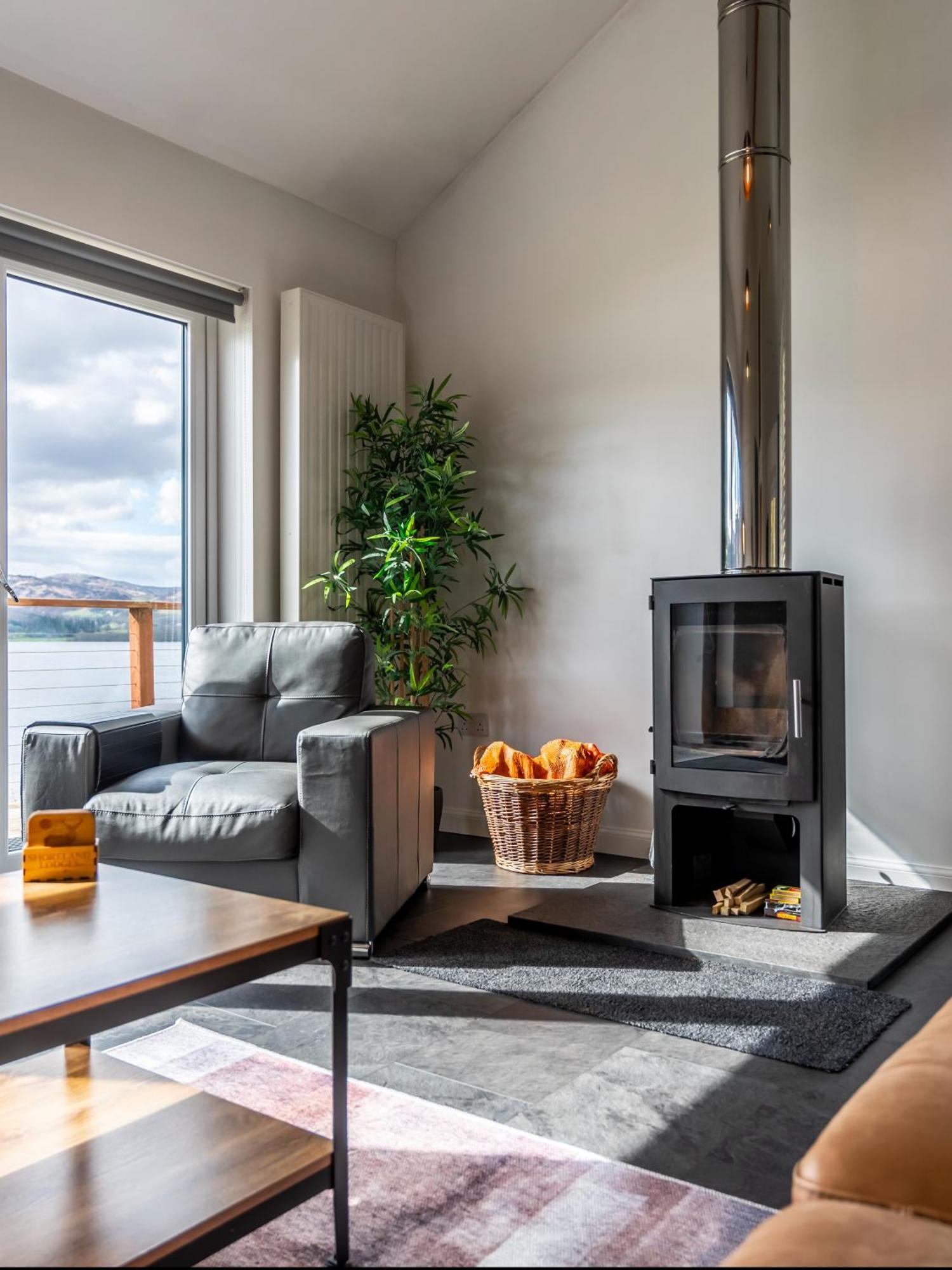 Shoreland Lodges - Cherry Lodge Fort Augustus Esterno foto