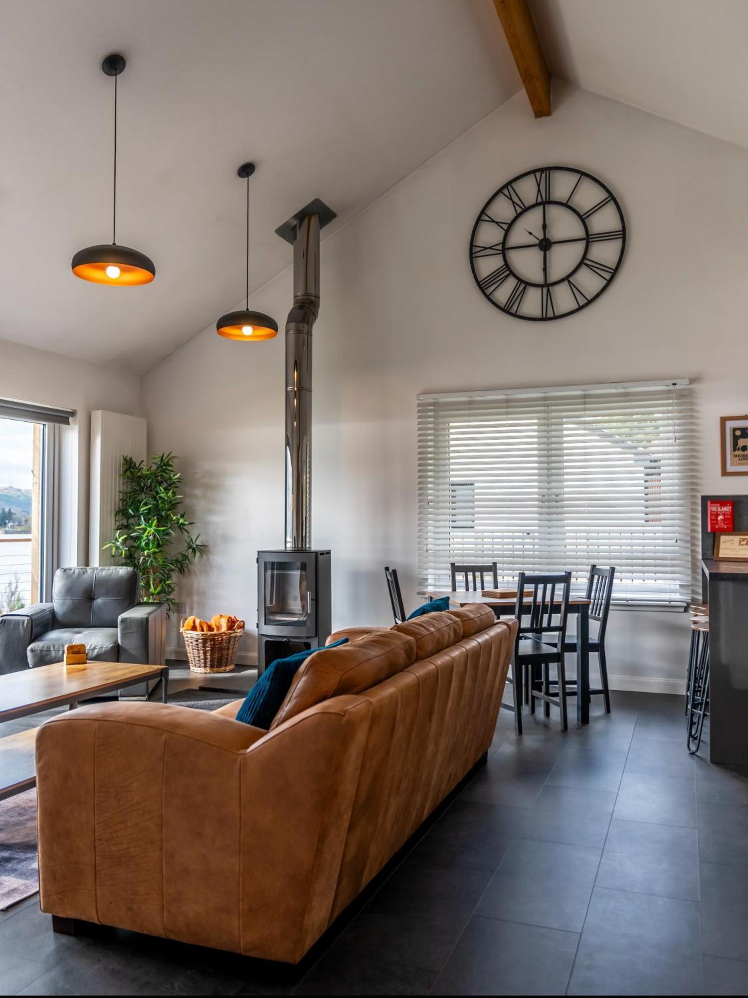 Shoreland Lodges - Cherry Lodge Fort Augustus Esterno foto